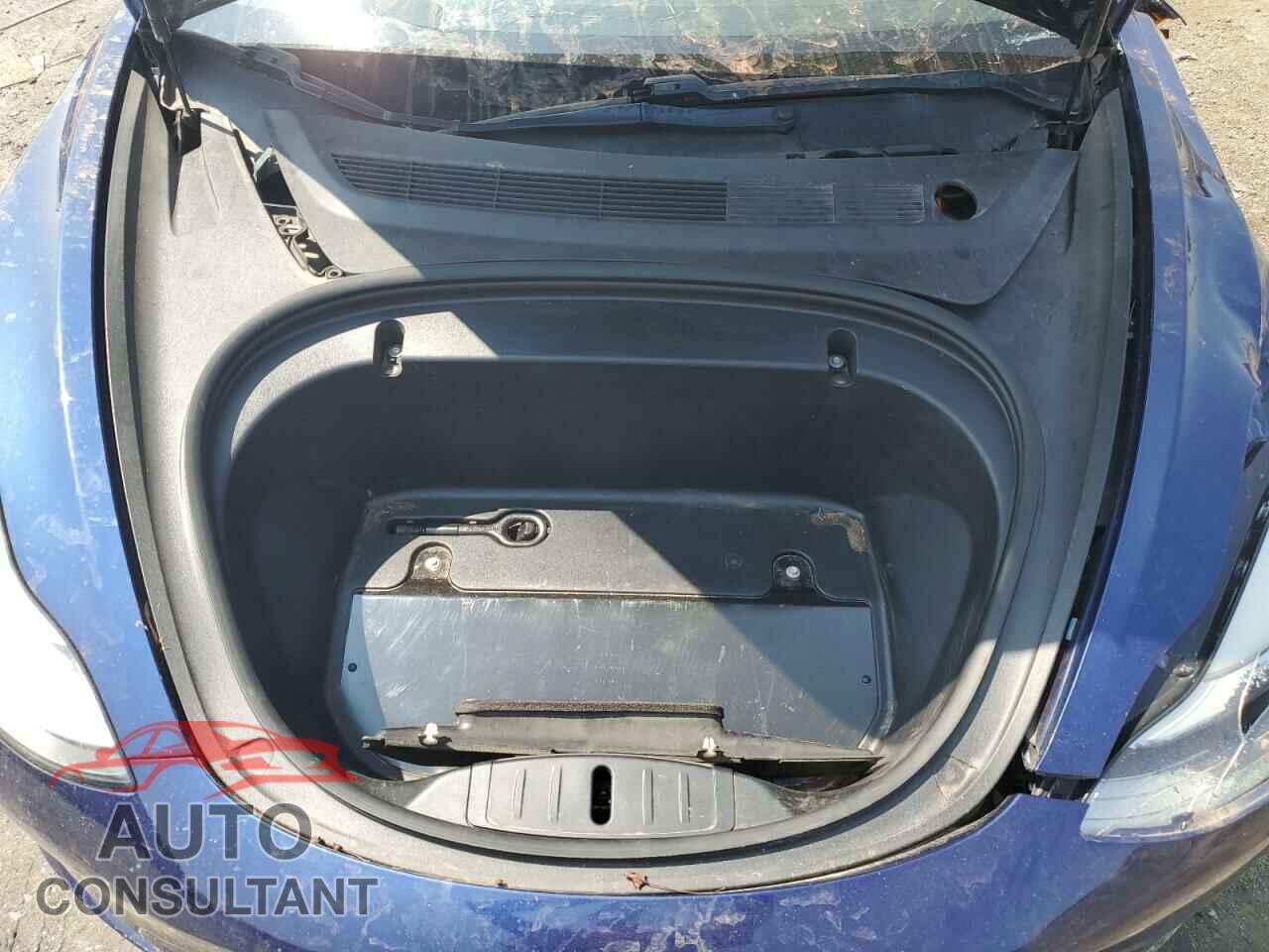 TESLA MODEL 3 2018 - 5YJ3E1EB5JF075178