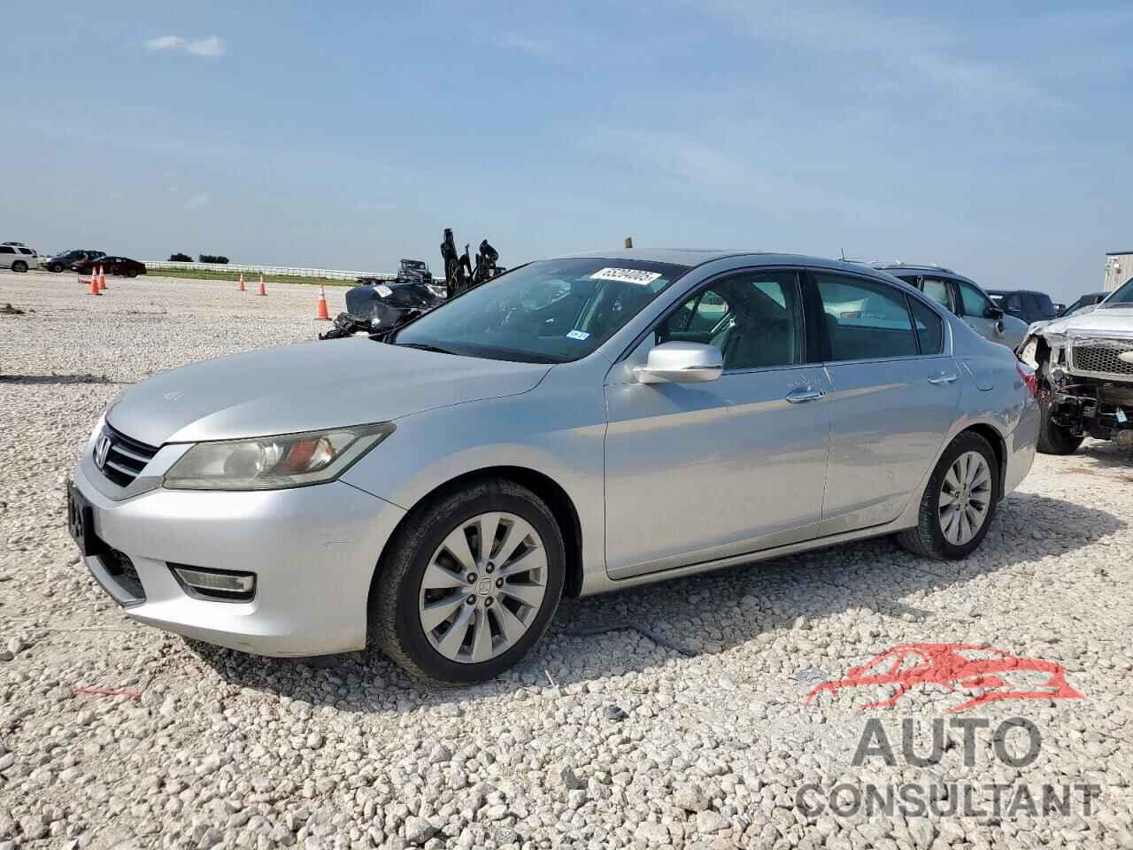 HONDA ACCORD 2013 - 1HGCR3F87DA032527