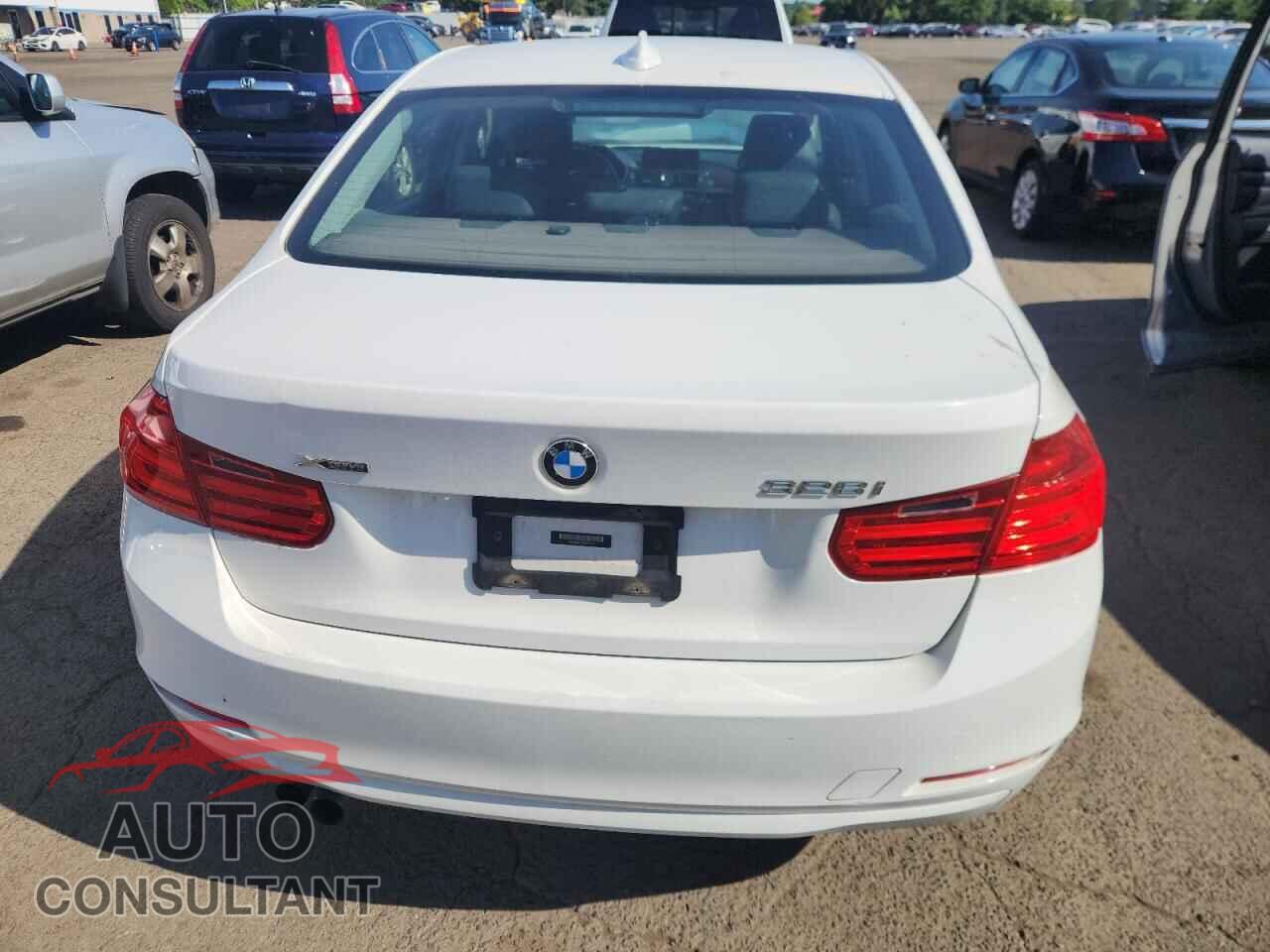 BMW 3 SERIES 2014 - WBA3B3C53EJ979334