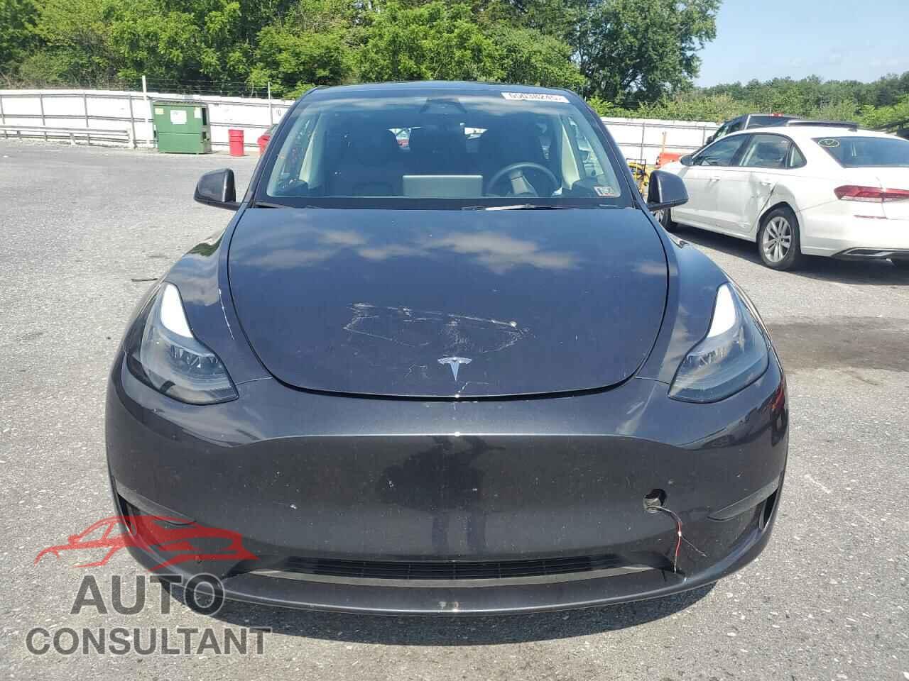TESLA MODEL Y 2024 - 7SAYGAEE4RF089971
