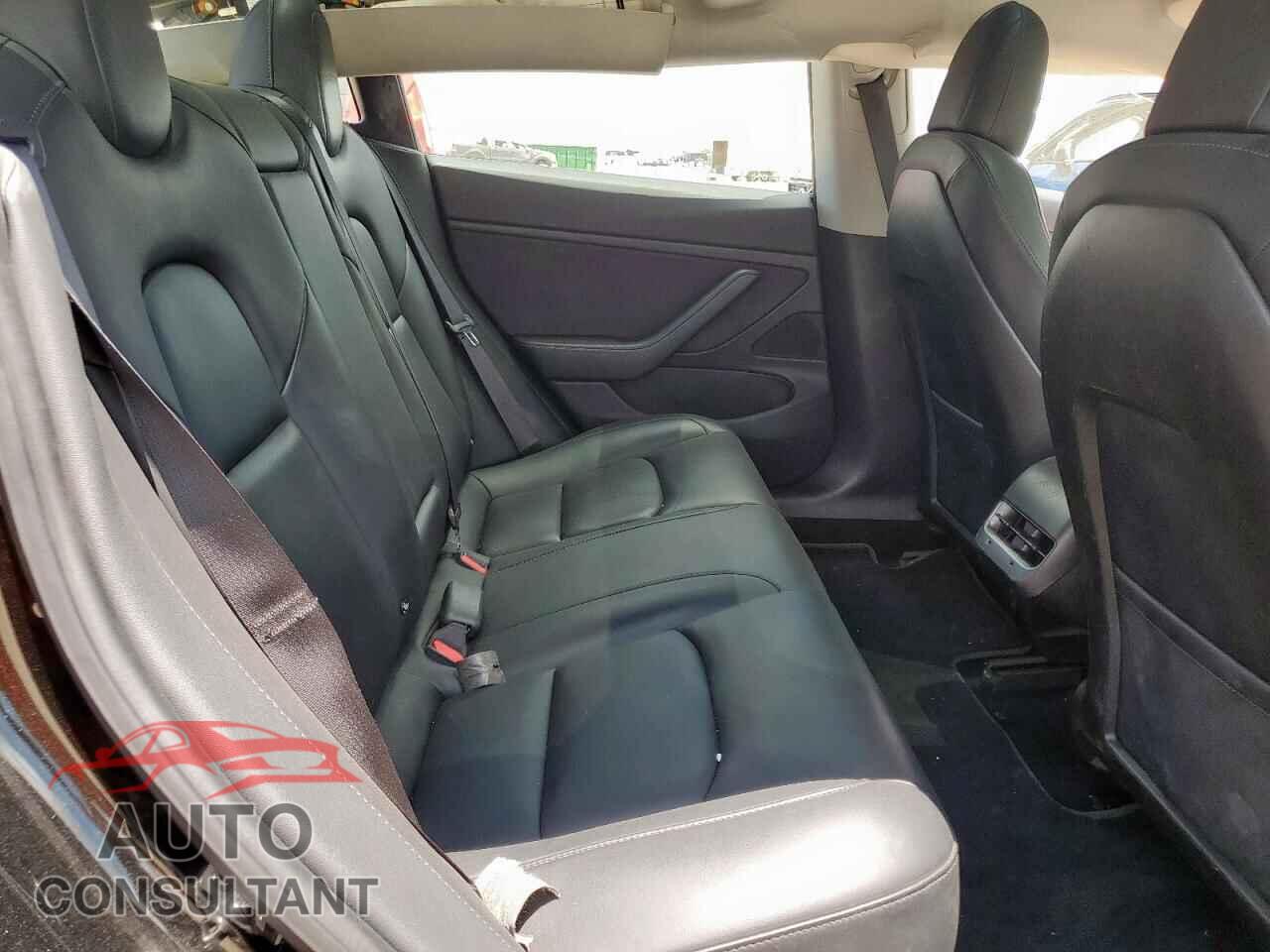 TESLA MODEL 3 2018 - 5YJ3E1EB4JF178687
