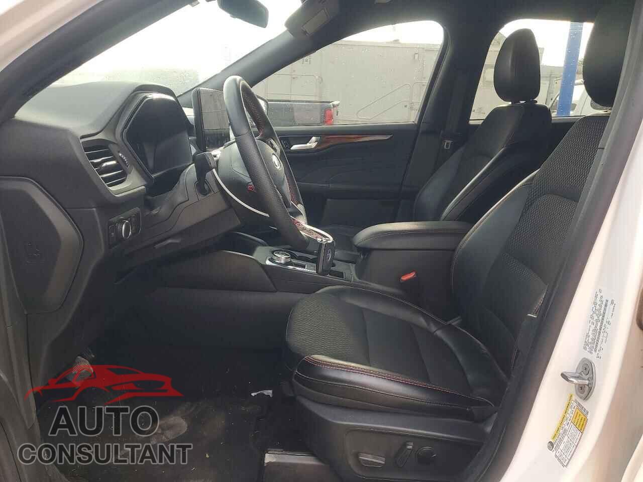 FORD ESCAPE 2025 - 1FMCU0MZ8SUA53675
