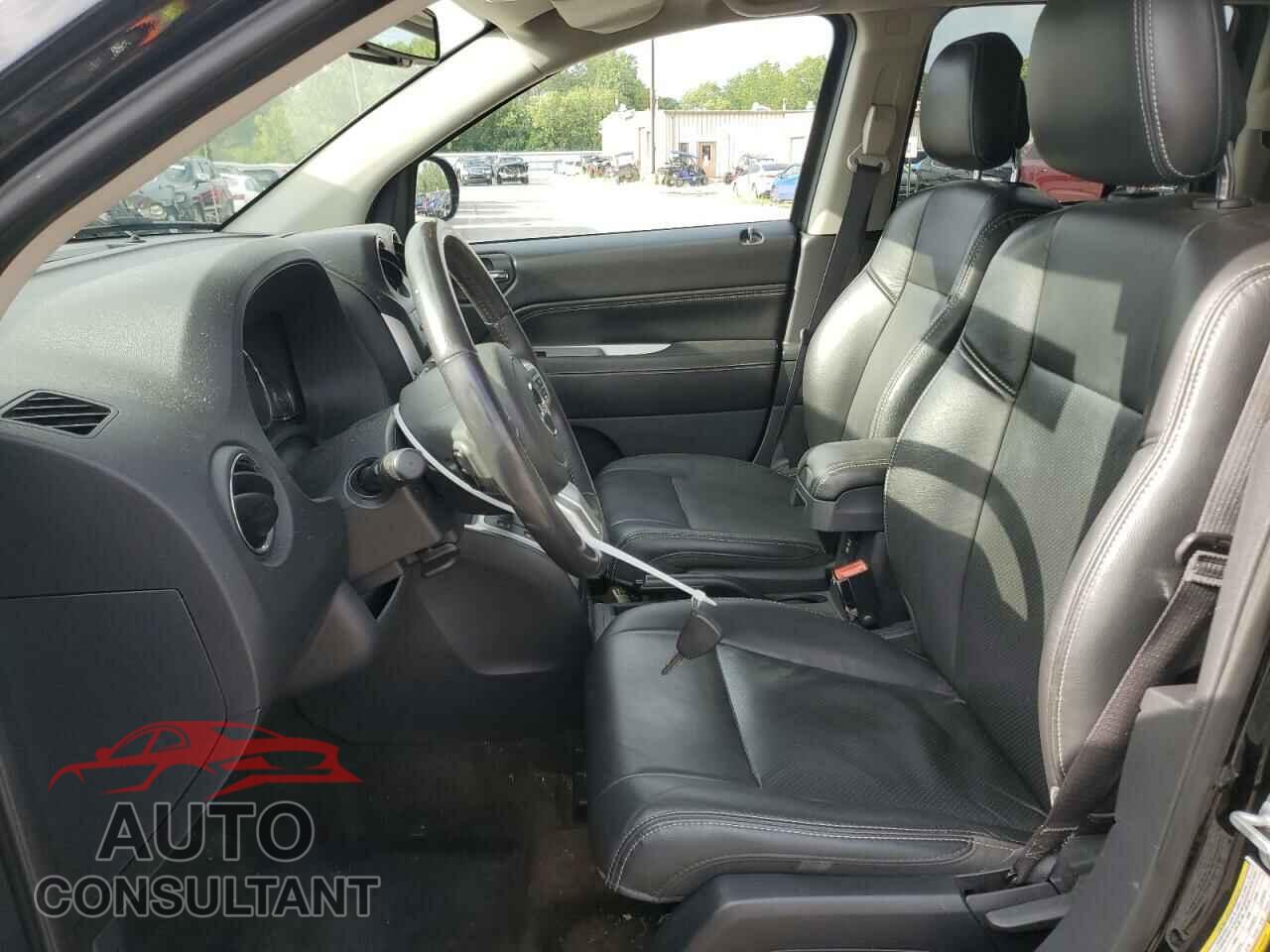 JEEP COMPASS 2017 - 1C4NJCEA3HD118375