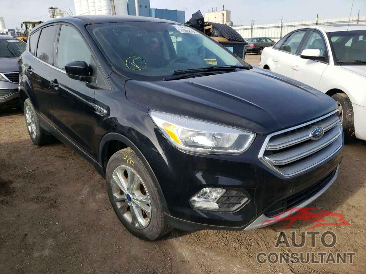 FORD ESCAPE 2017 - 1FMCU9GD8HUC48558