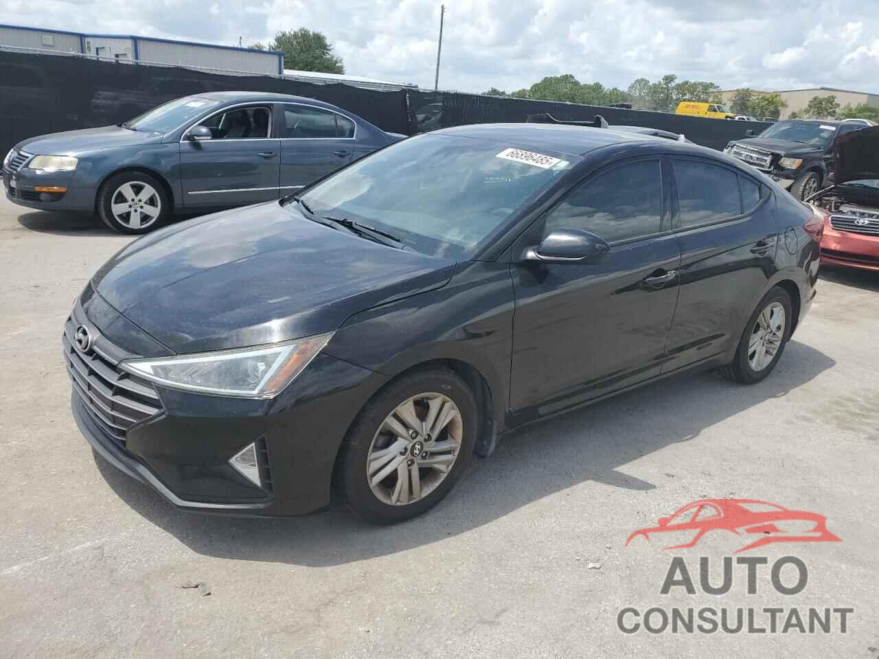 HYUNDAI ELANTRA 2019 - 5NPD84LF5KH439234