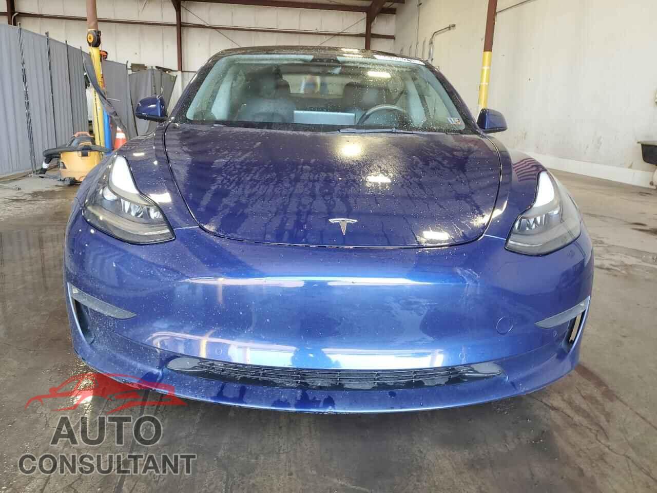 TESLA MODEL 3 2022 - 5YJ3E1EA8NF190841