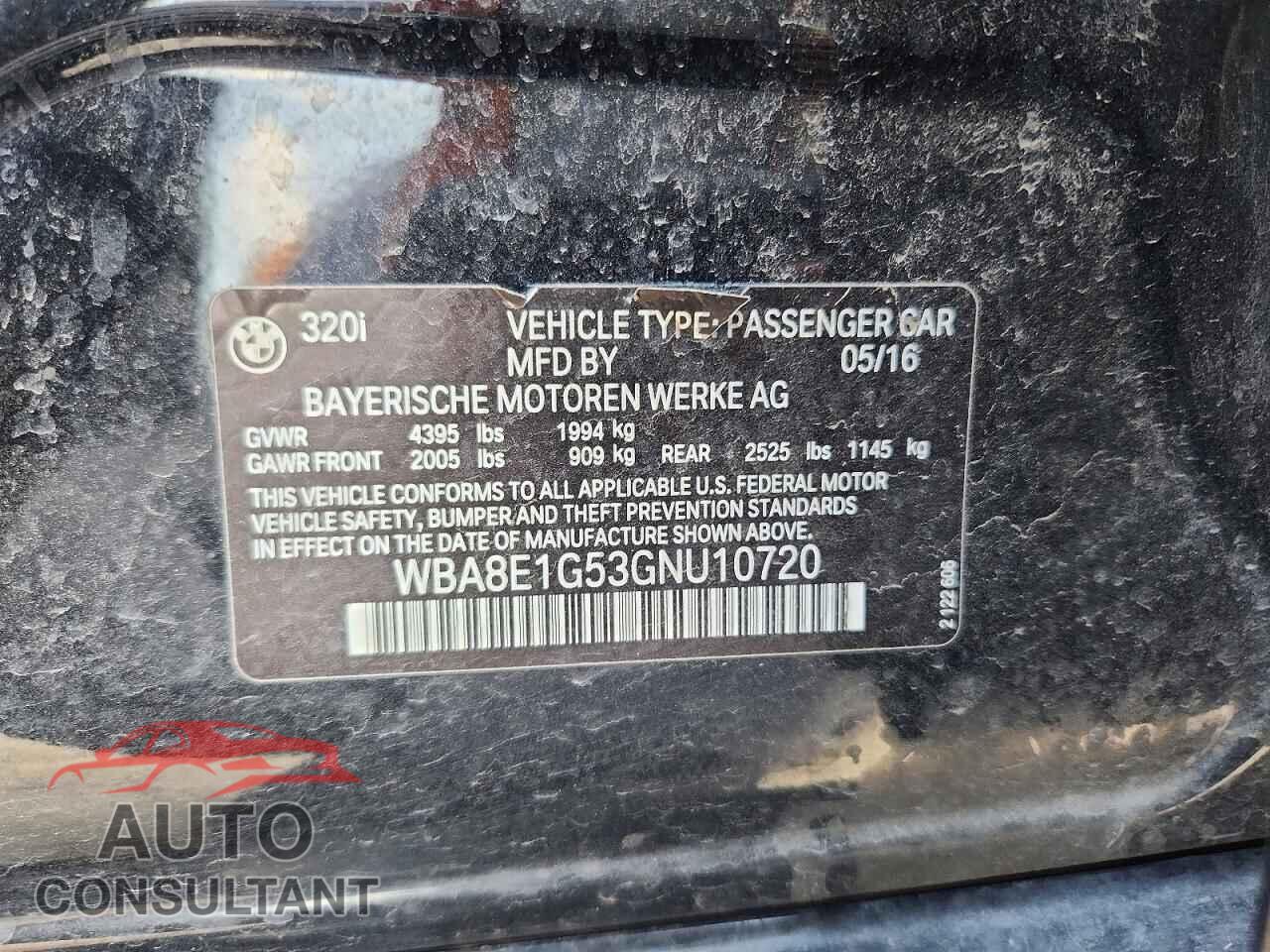 BMW 3 SERIES 2016 - WBA8E1G53GNU10720