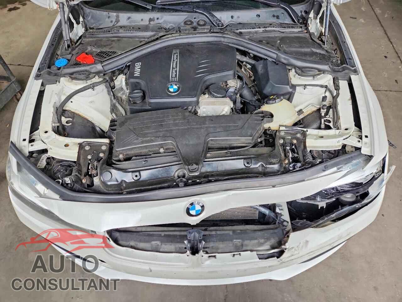 BMW 3 SERIES 2016 - WBA8E5G52GNU20890