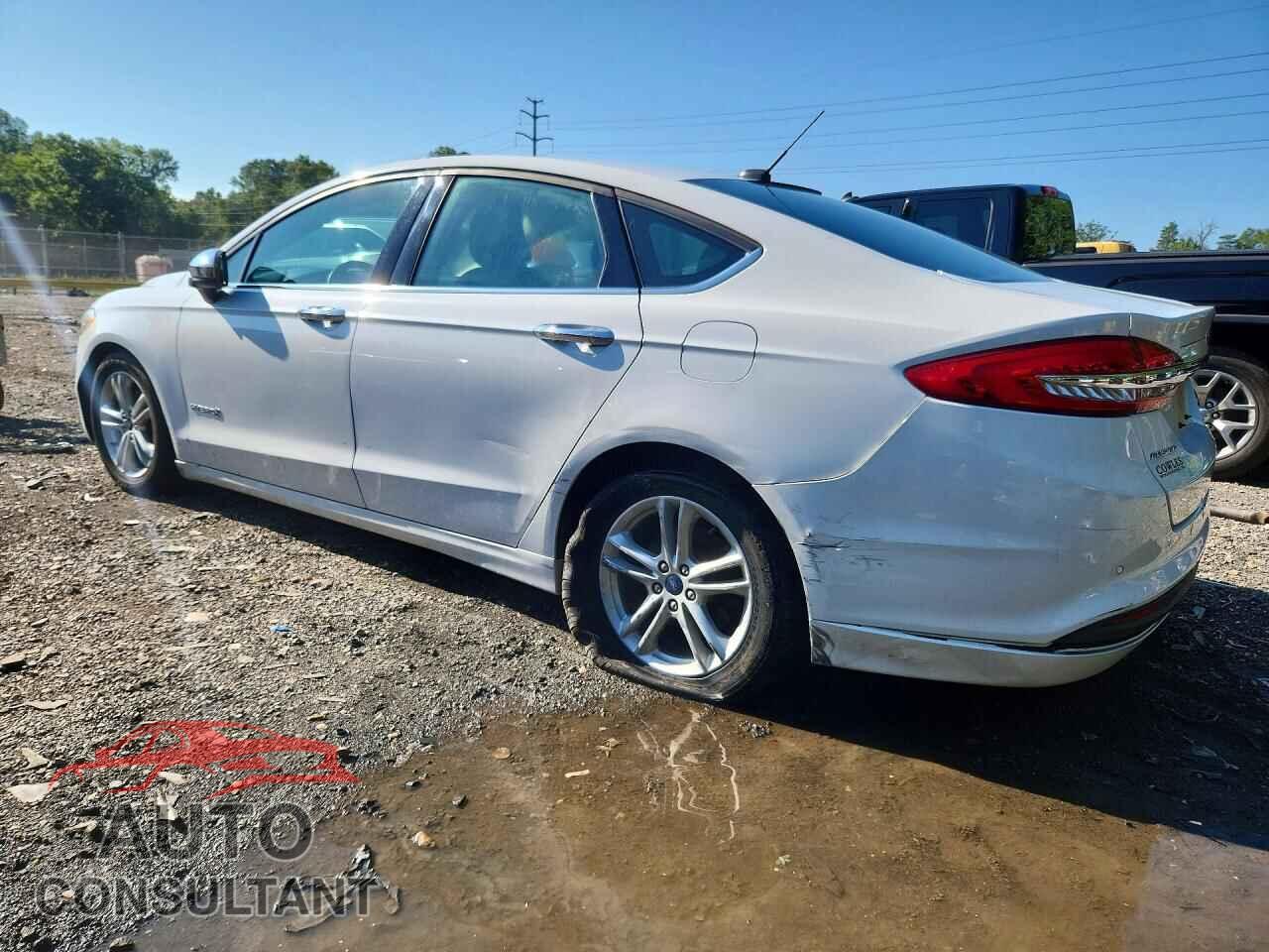 FORD FUSION 2018 - 3FA6P0LU3JR153404