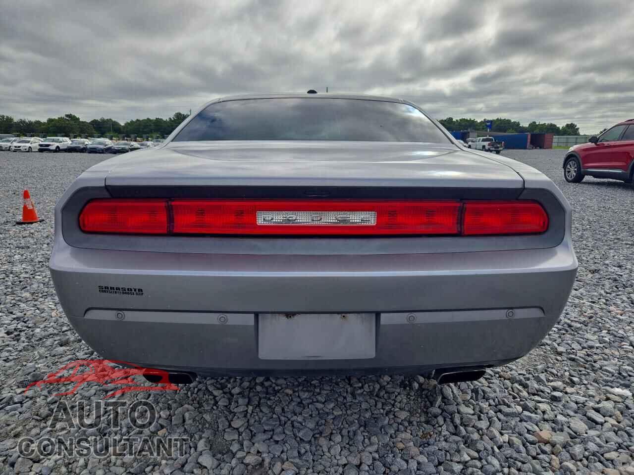 DODGE CHALLENGER 2013 - 2C3CDYAG7DH729372