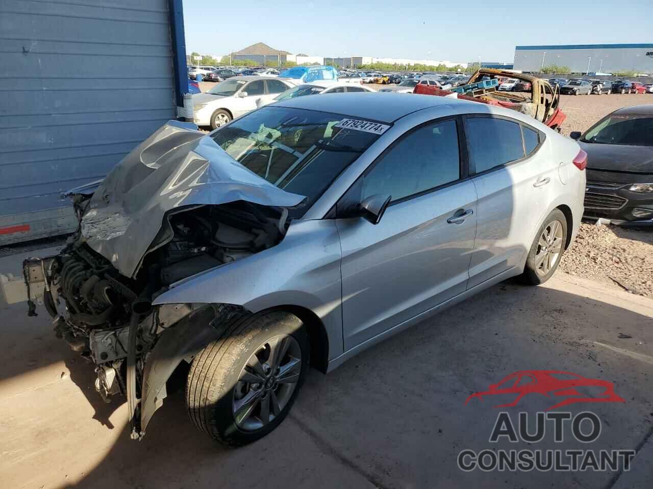 HYUNDAI ELANTRA 2018 - KMHD84LF9JU613709