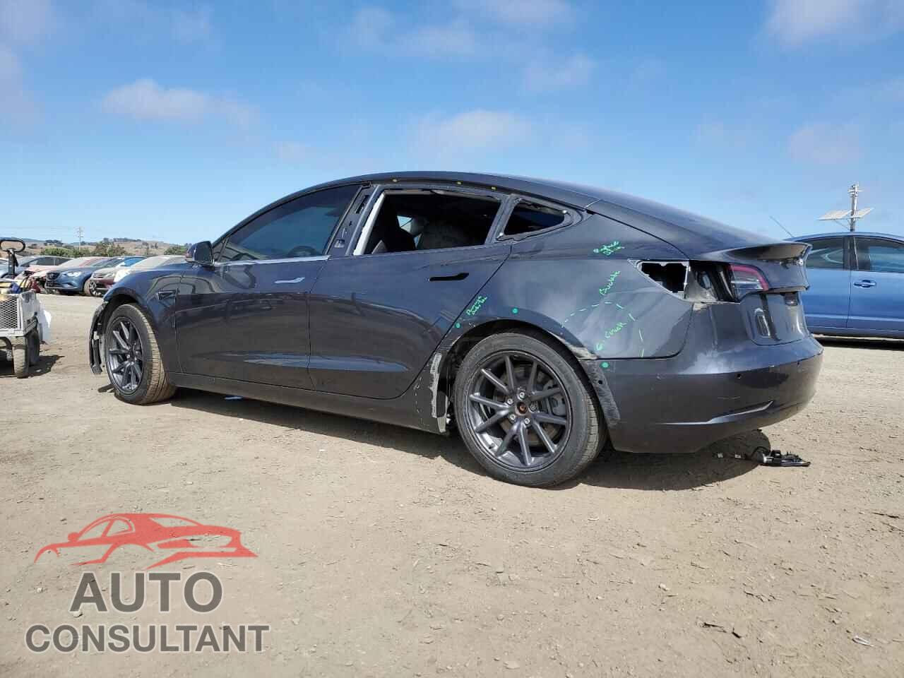 TESLA MODEL 3 2018 - 5YJ3E1EAXJF045245