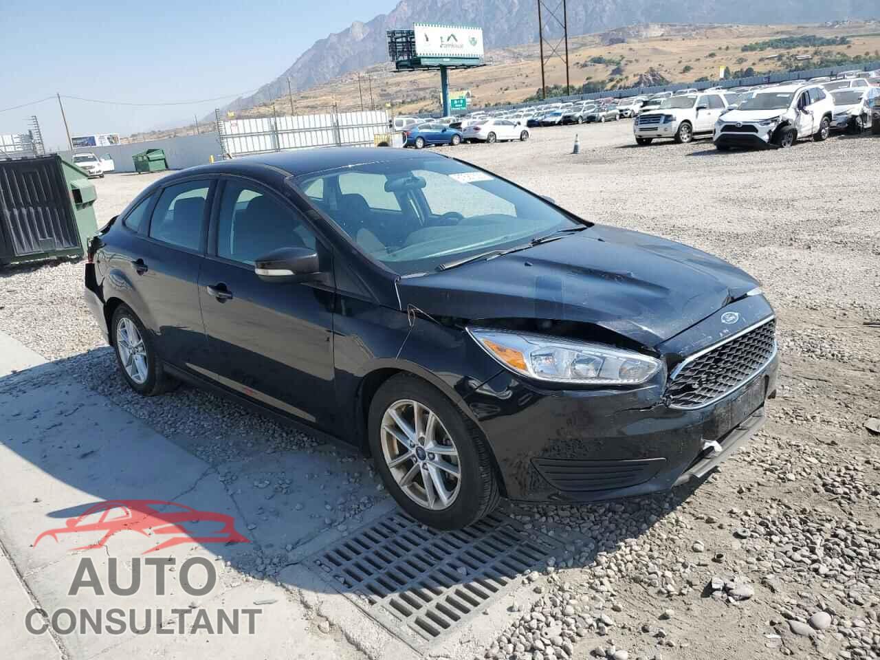 FORD FOCUS 2017 - 1FADP3F27HL200557