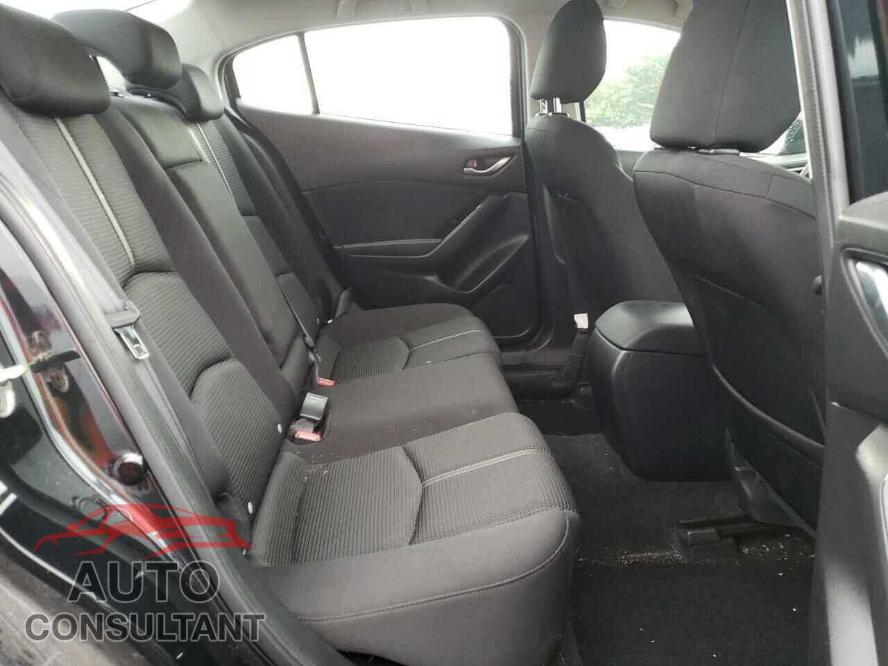 MAZDA 3 2017 - 3MZBN1U72HM153847