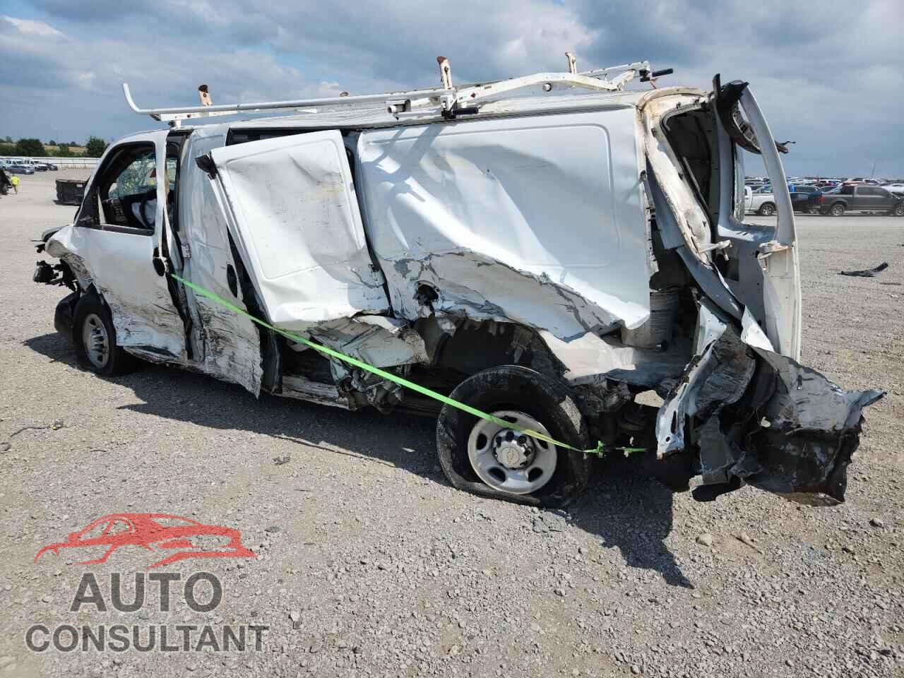 CHEVROLET EXPRESS 2011 - 1GCWGFCA7B1119948