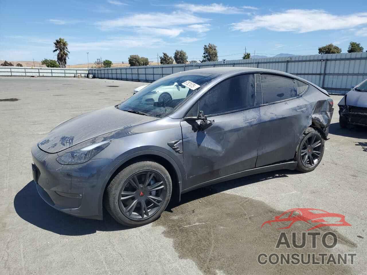 TESLA MODEL Y 2023 - 7SAYGAEE6PF977702