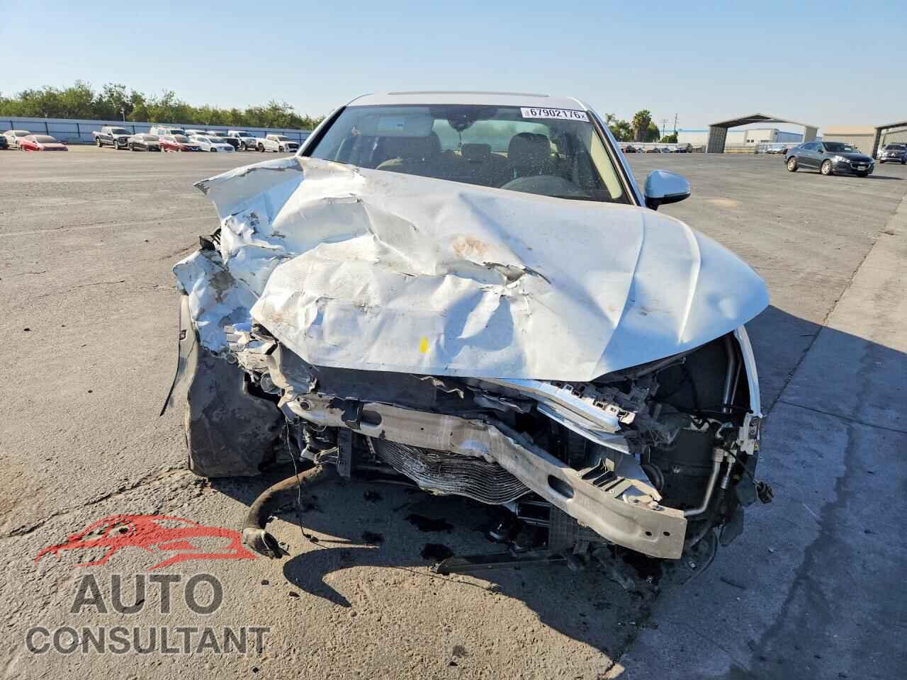 AUDI A4 2019 - WAUGMAF48KA047208
