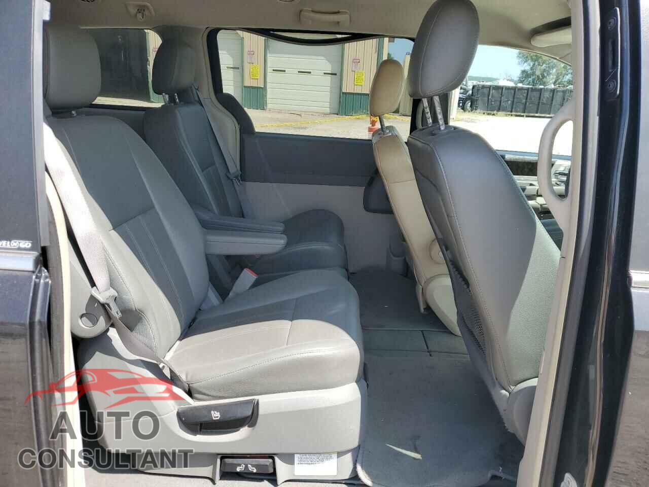 DODGE CARAVAN 2010 - 2D4RN5DX0AR125877