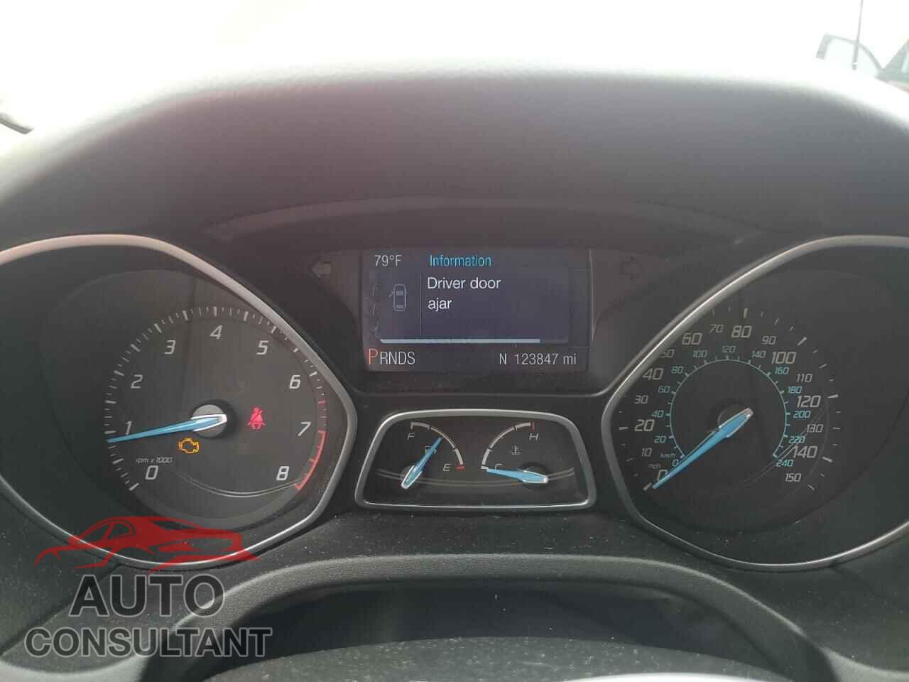 FORD FOCUS 2012 - 1FAHP3M2XCL162190