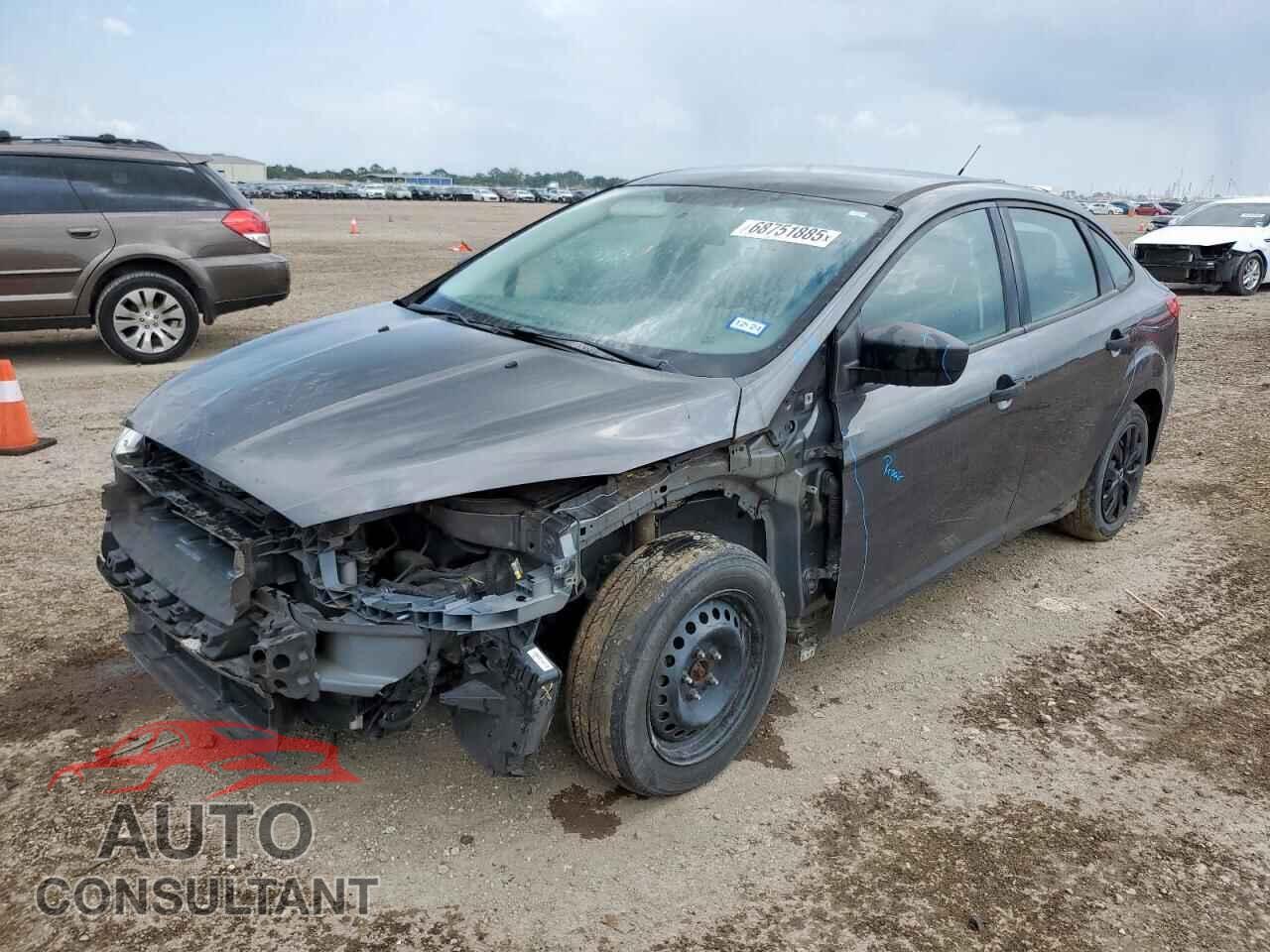 FORD FOCUS 2015 - 1FADP3E25FL357101