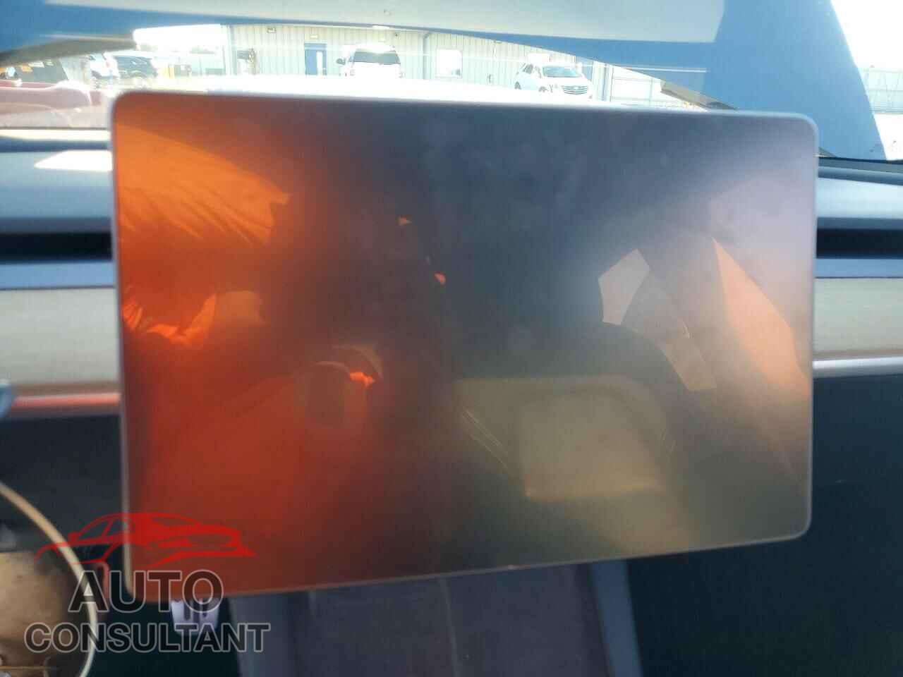 TESLA MODEL 3 2022 - 5YJ3E1EB6NF191074