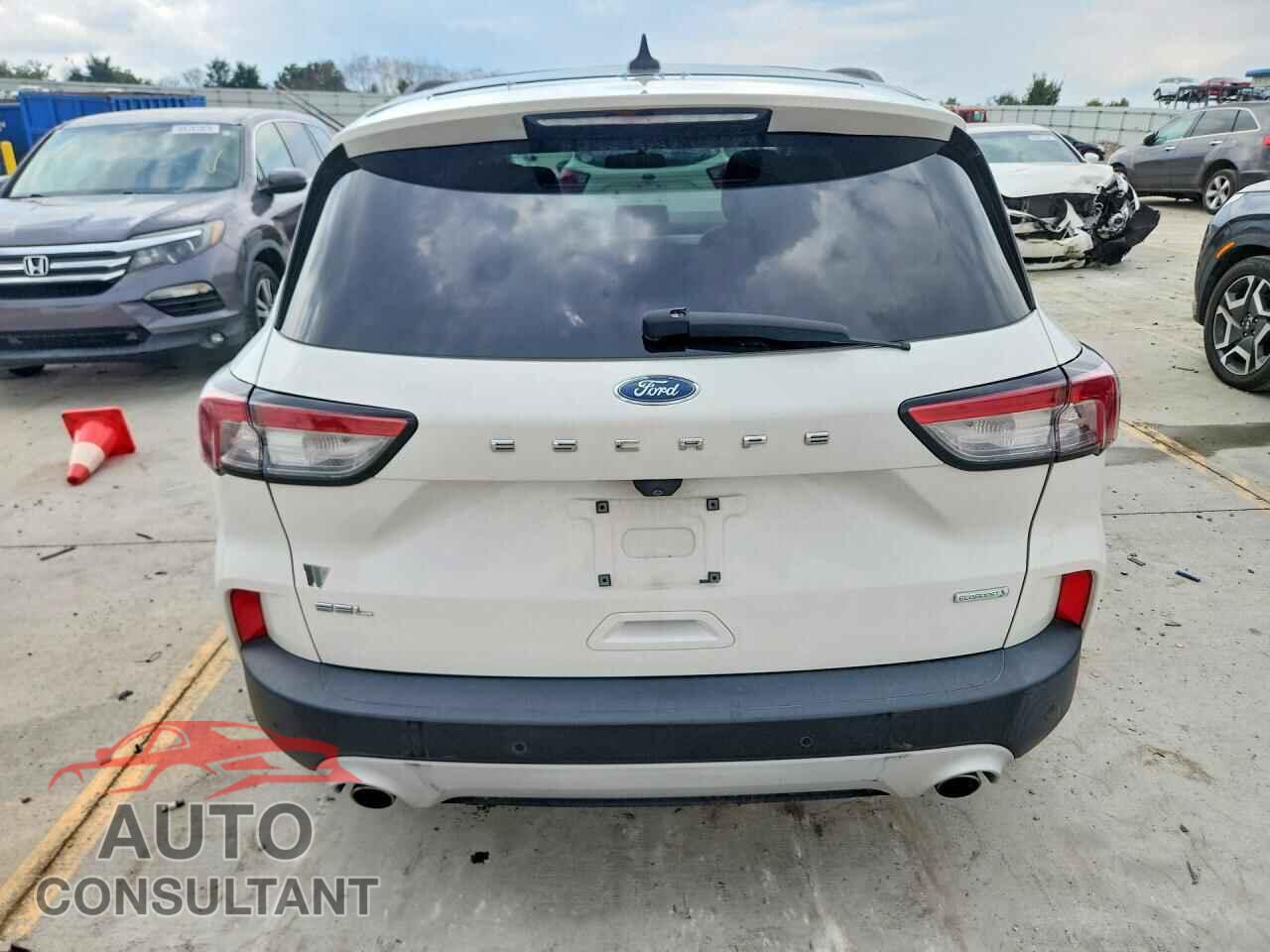 FORD ESCAPE 2020 - 1FMCU0H65LUA98512