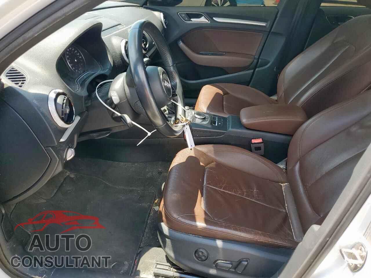 AUDI A3 2017 - WAUAUGFF3H1071368