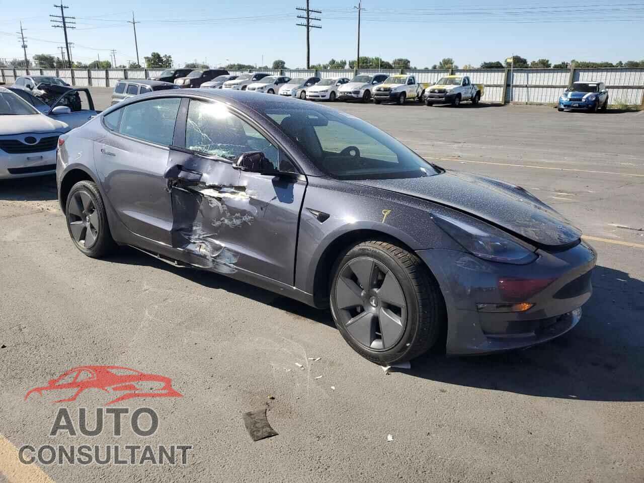 TESLA MODEL 3 2021 - 5YJ3E1EB3MF059436