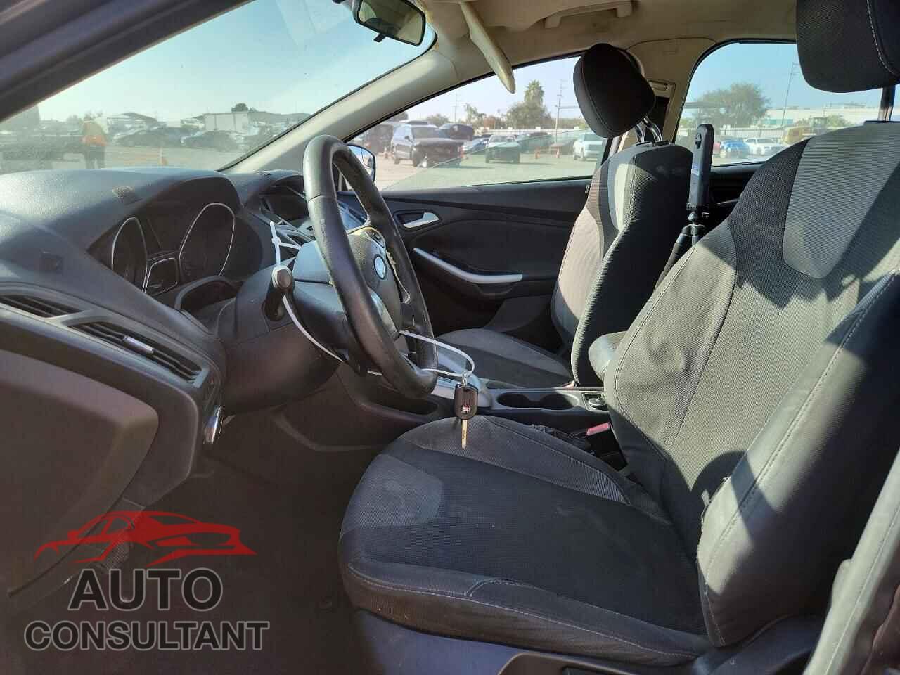 FORD FOCUS 2012 - 1FAHP3F22CL114485