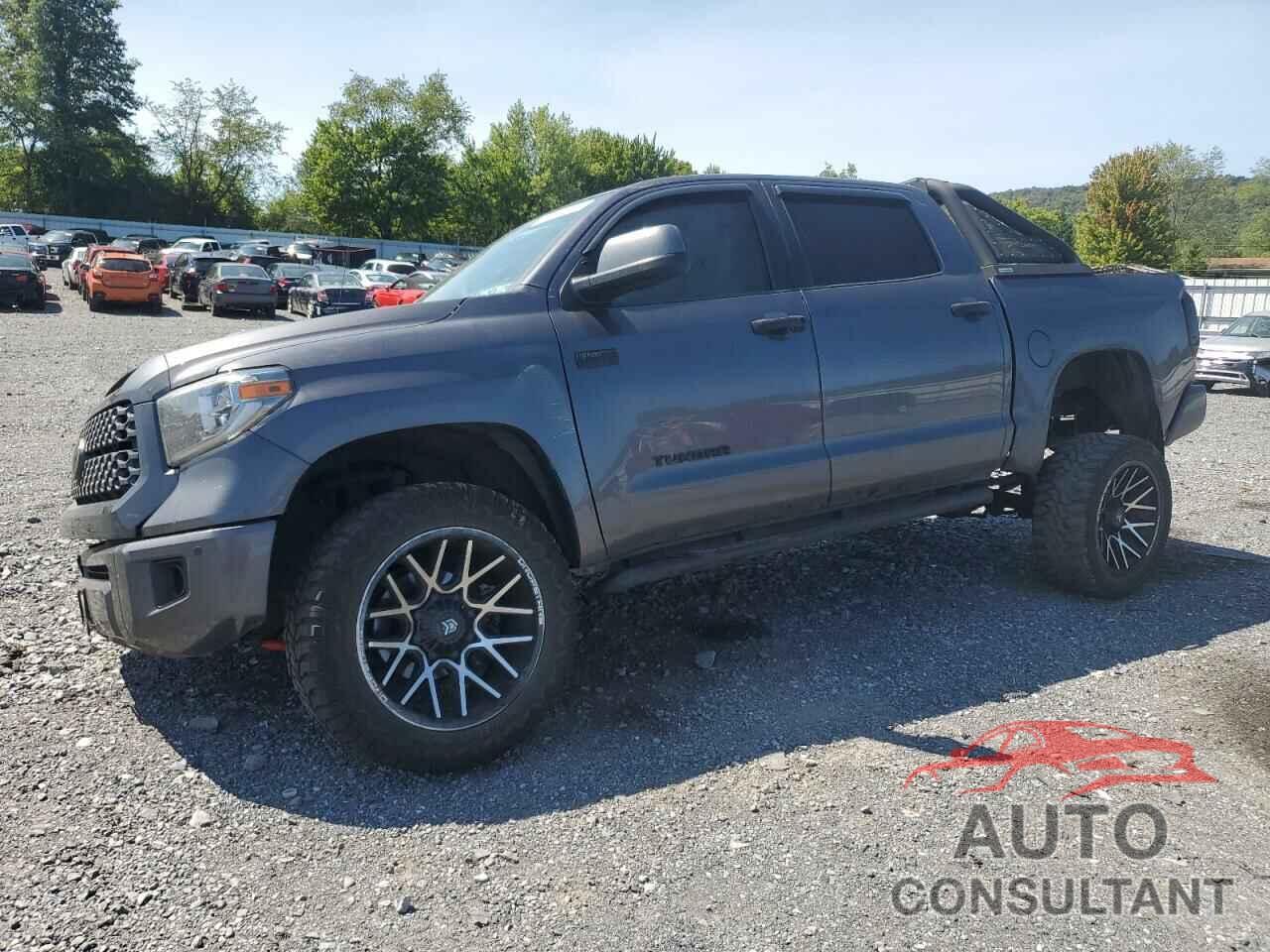 TOYOTA TUNDRA 2018 - 5TFDY5F14JX761193