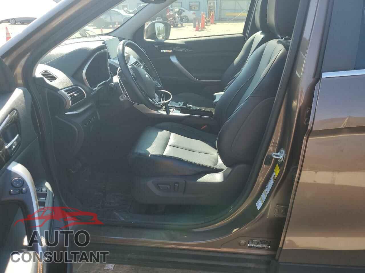 MITSUBISHI ECLIPSE 2018 - JA4AT5AA4JZ047300
