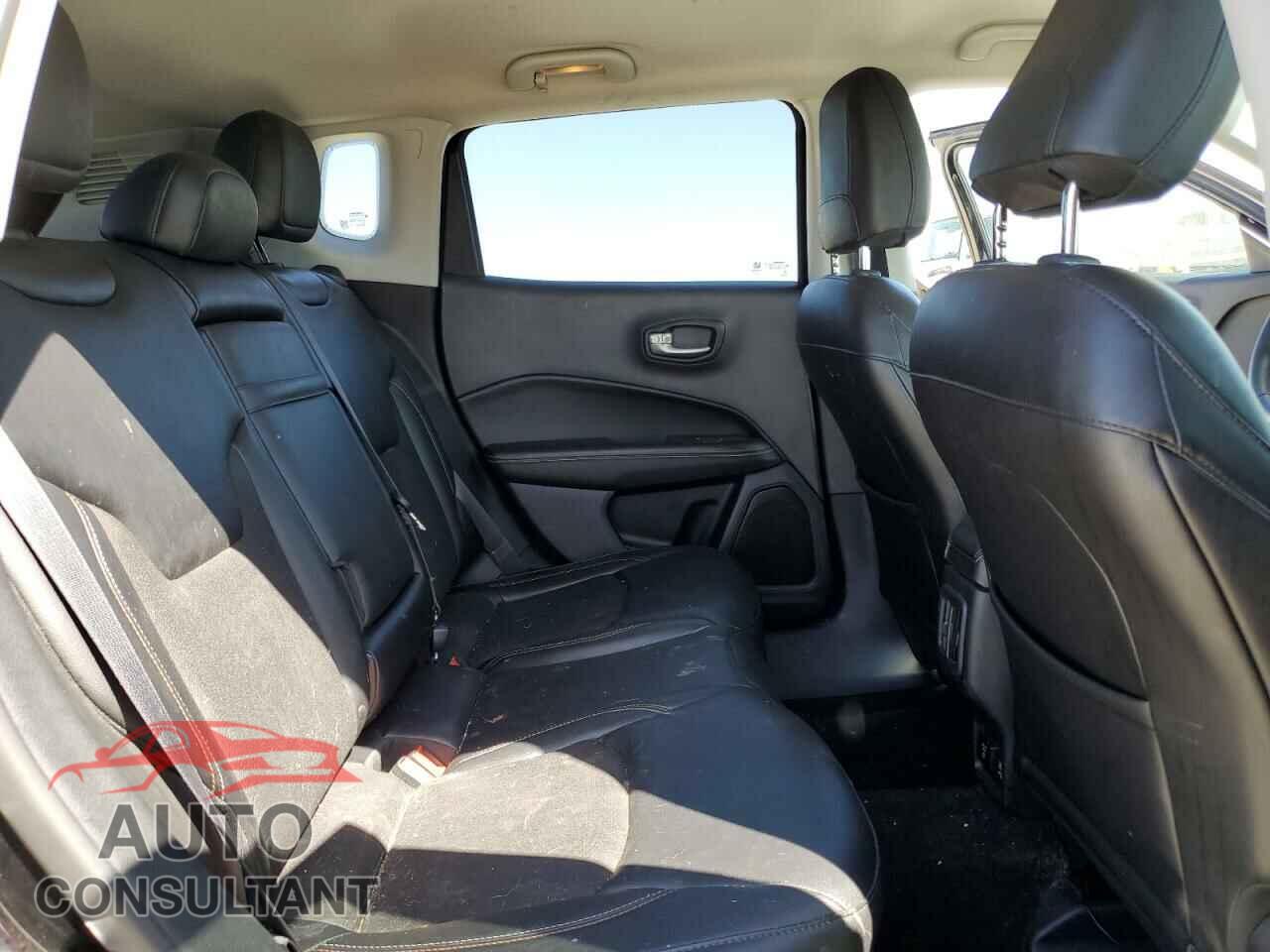 JEEP COMPASS 2017 - 3C4NJDBB2HT597403