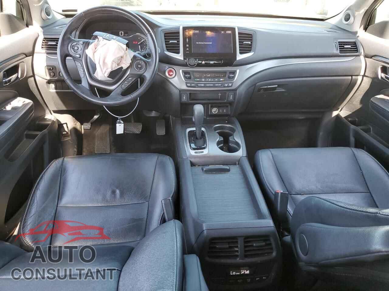 HONDA PILOT 2017 - 5FNYF5H56HB045357