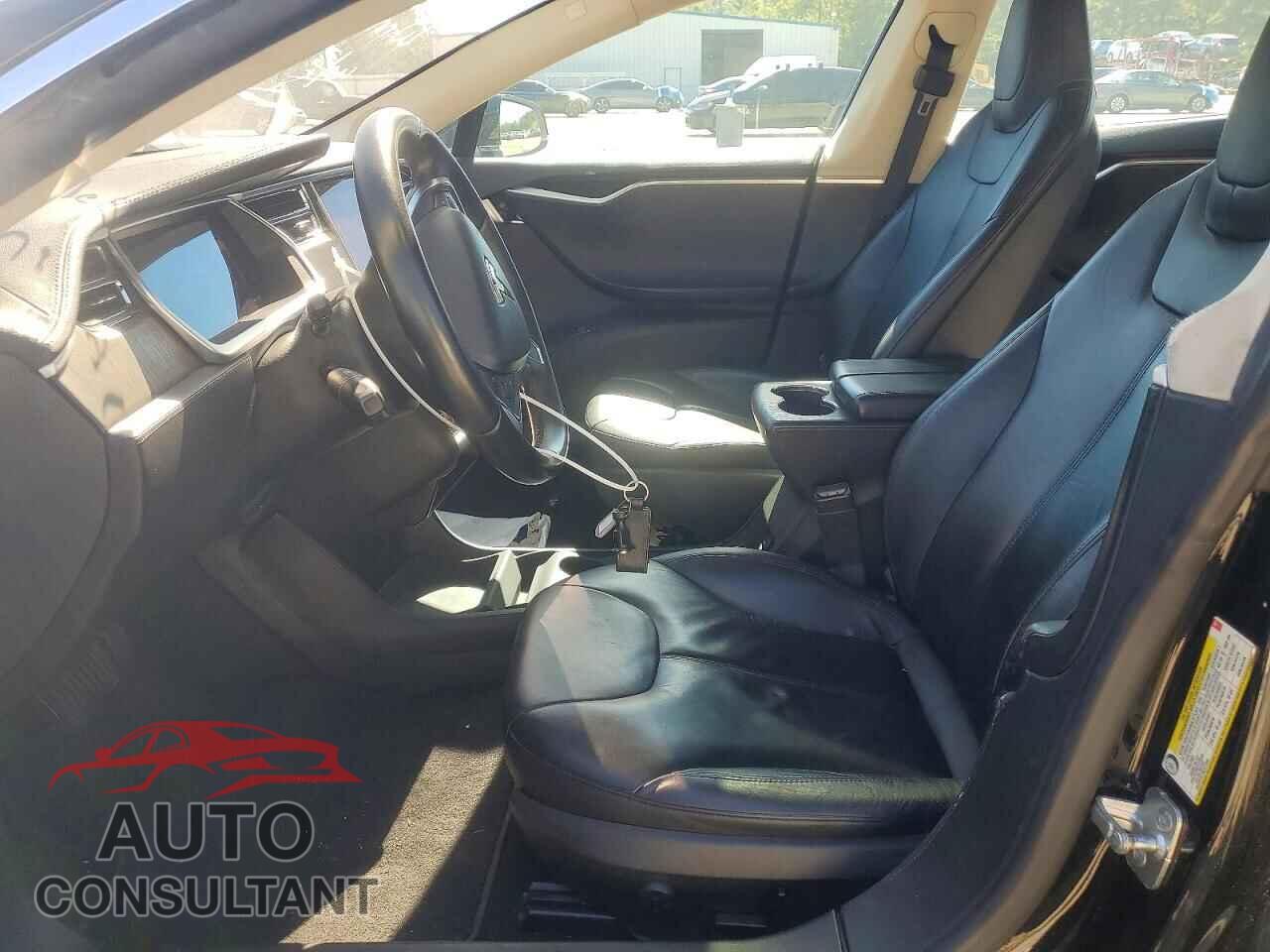 TESLA MODEL S 2013 - 5YJSA1CG9DFP06802