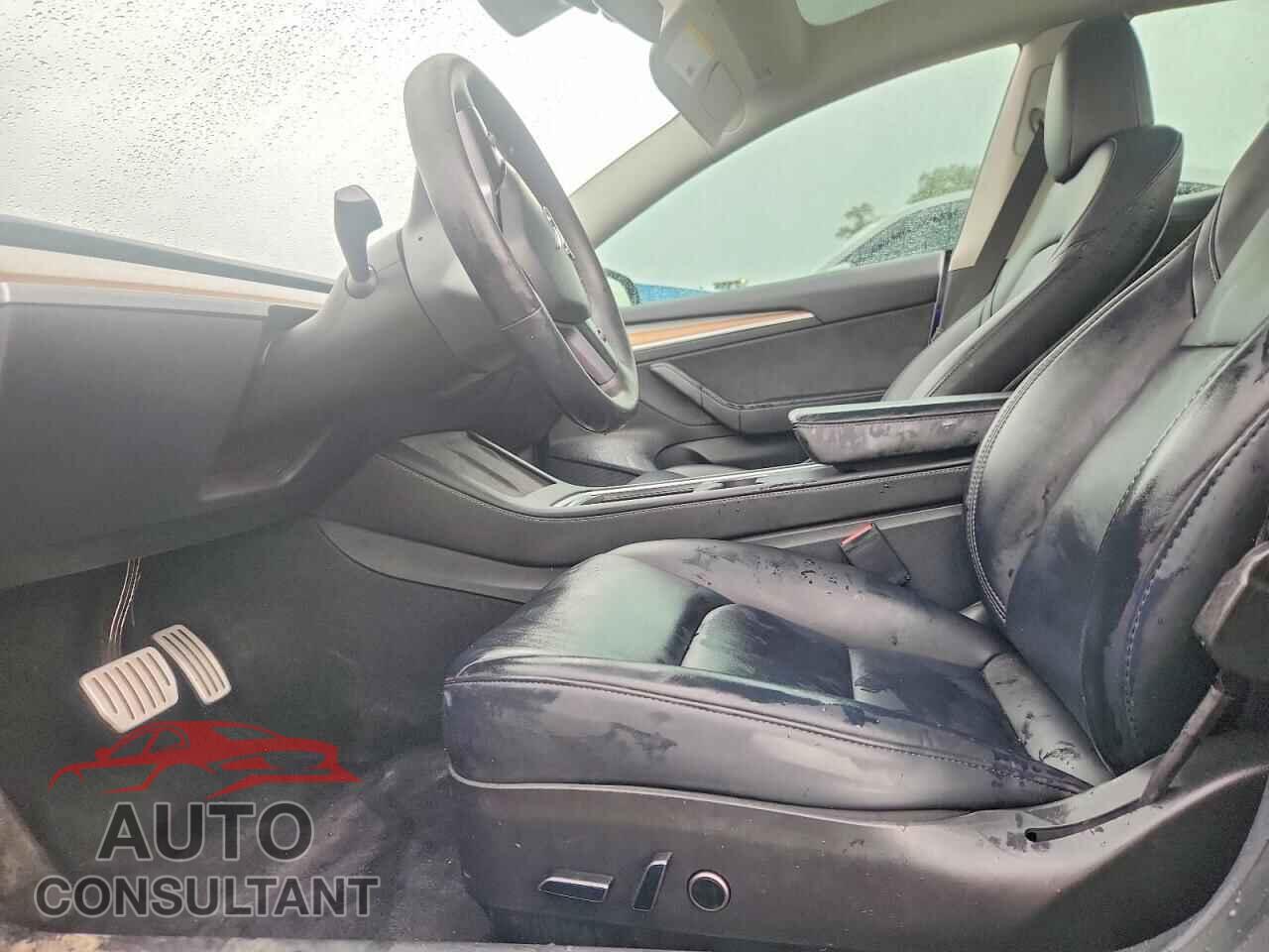 TESLA MODEL 3 2023 - 5YJ3E1EC3PF552143
