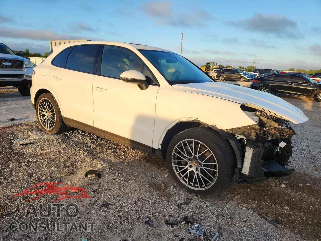 PORSCHE CAYENNE 2023 - WP1AA2AY9PDA02252