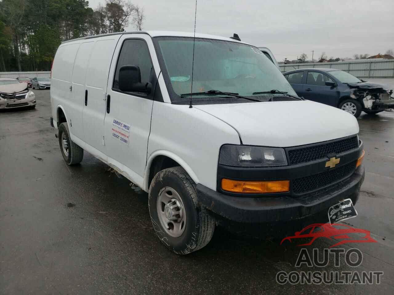 CHEVROLET EXPRESS 2020 - 1GCWGAFP9L1145665