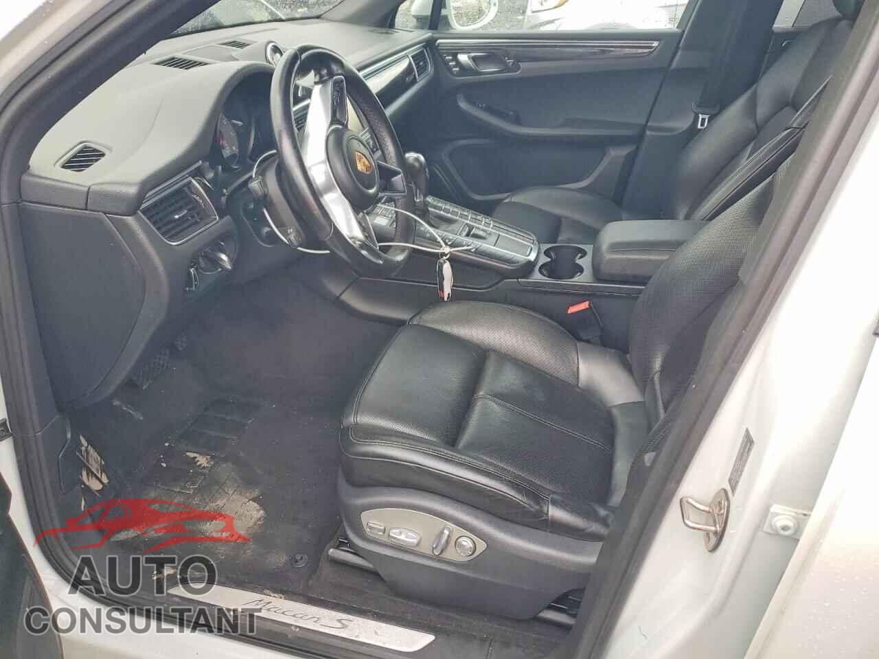 PORSCHE MACAN 2015 - WP1AB2A57FLB70043