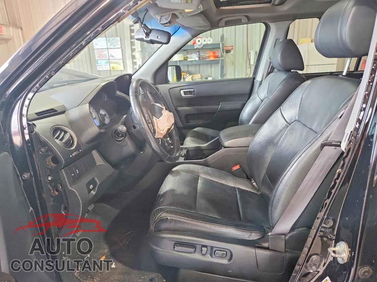 HONDA PILOT 2015 - 5FNYF3H96FB012332