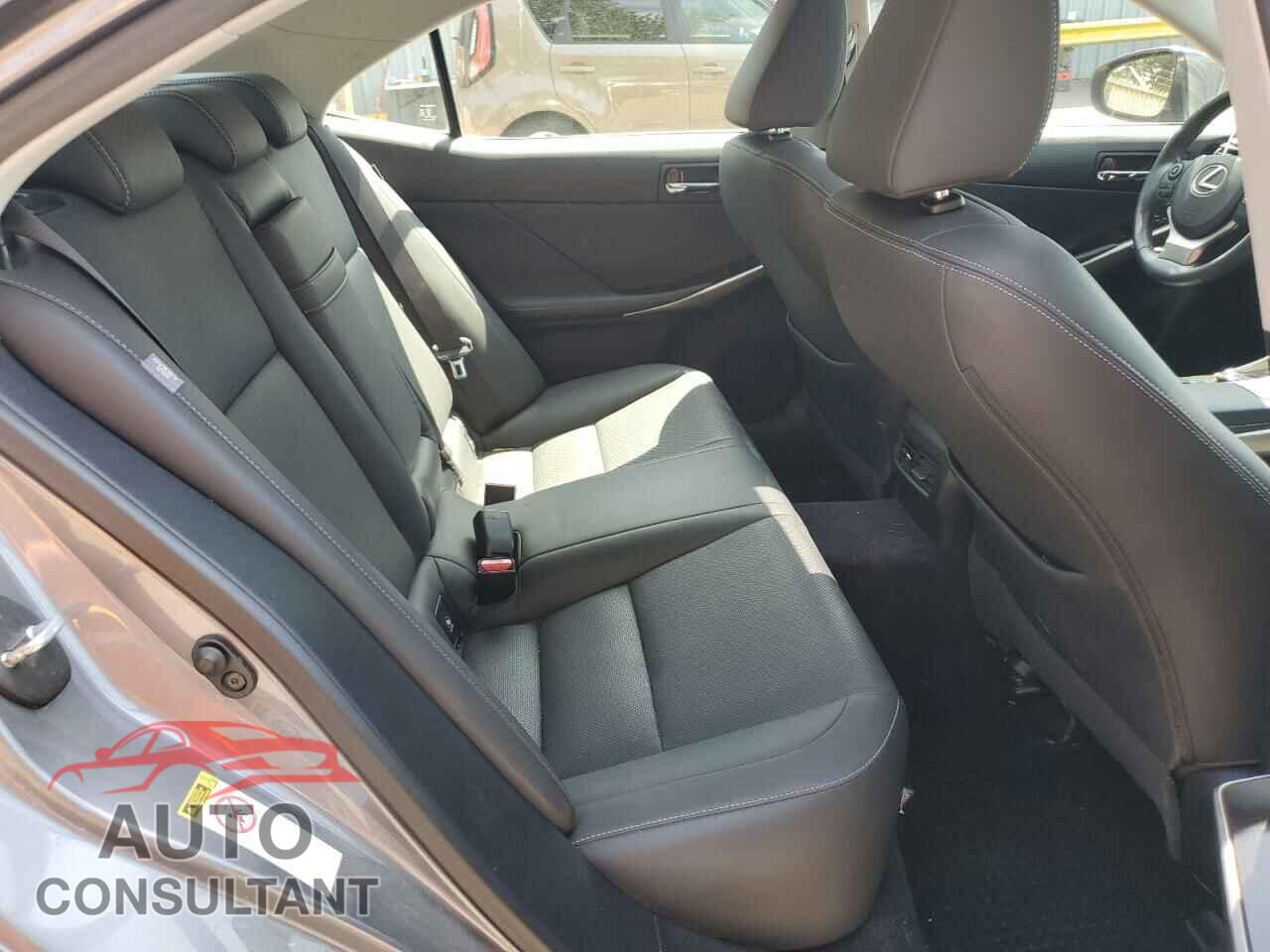 LEXUS IS 2014 - JTHCF1D22E5015492