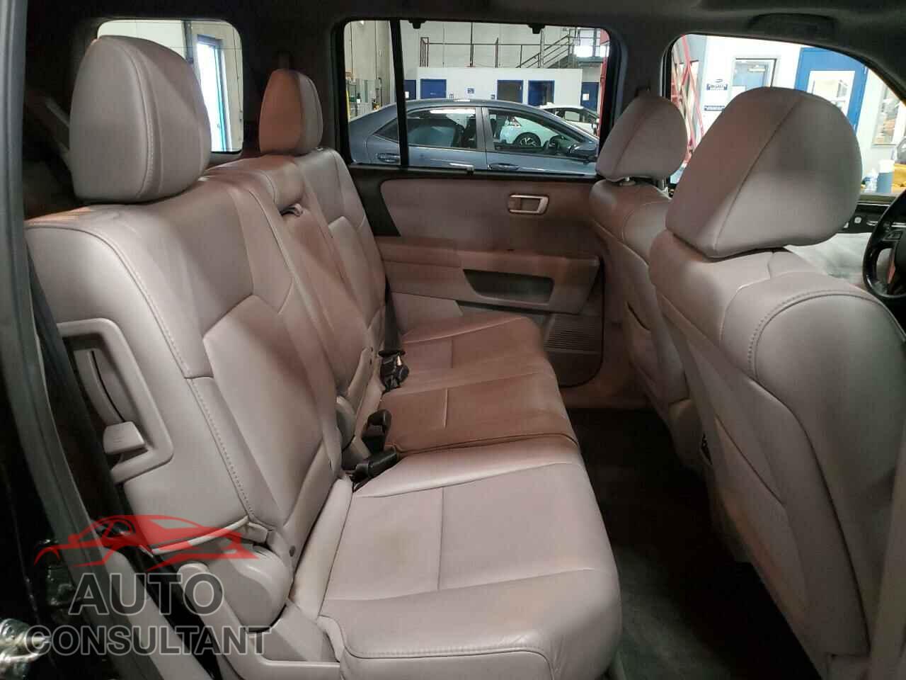 HONDA PILOT 2013 - 5FNYF4H94DB081880