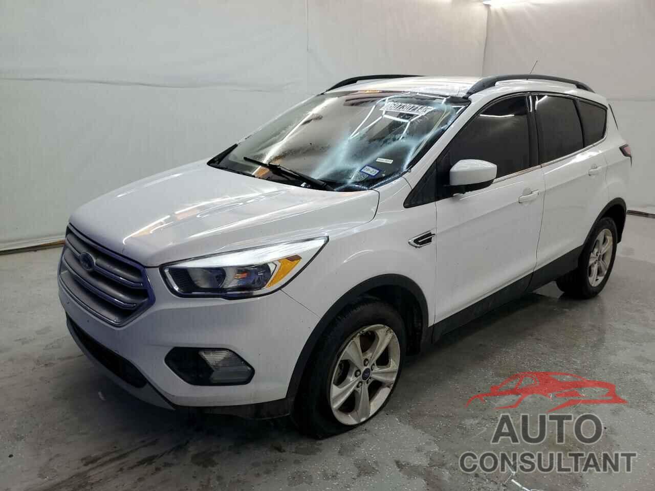 FORD ESCAPE 2018 - 1FMCU0GD7JUC88583