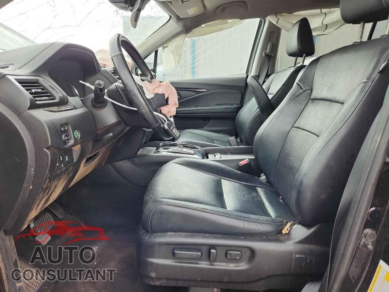 HONDA PILOT 2019 - 5FNYF6H00KB007723