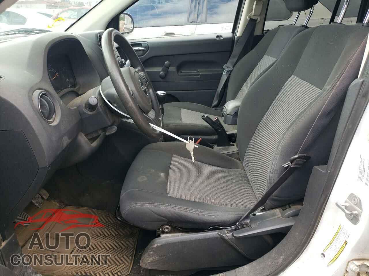 JEEP COMPASS 2014 - 1C4NJCBA9ED889813