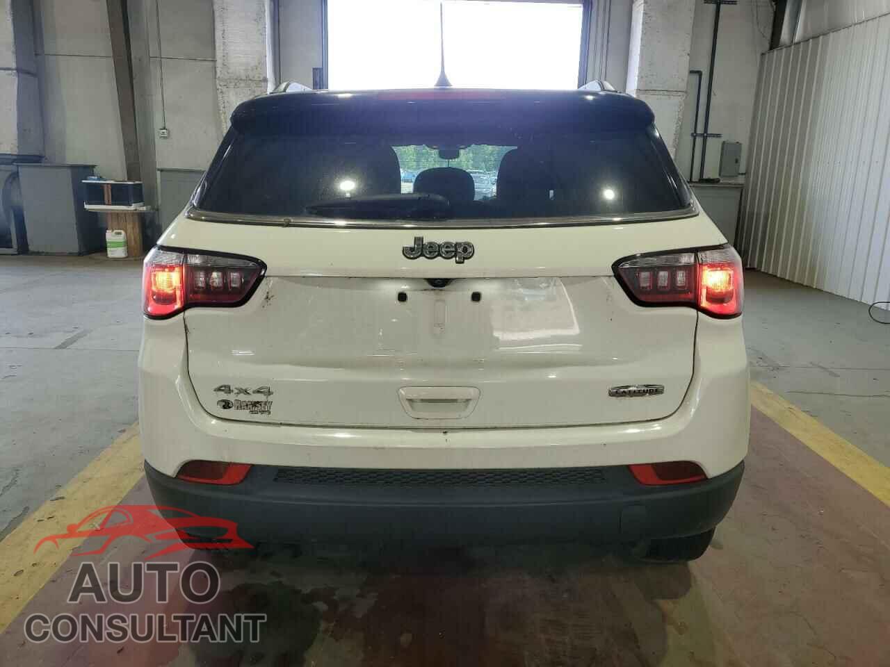 JEEP COMPASS 2020 - 3C4NJDBB8LT112495