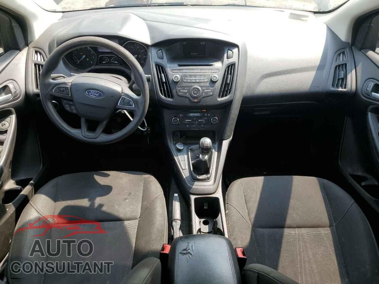 FORD FOCUS 2017 - 1FADP3FE7HL280968