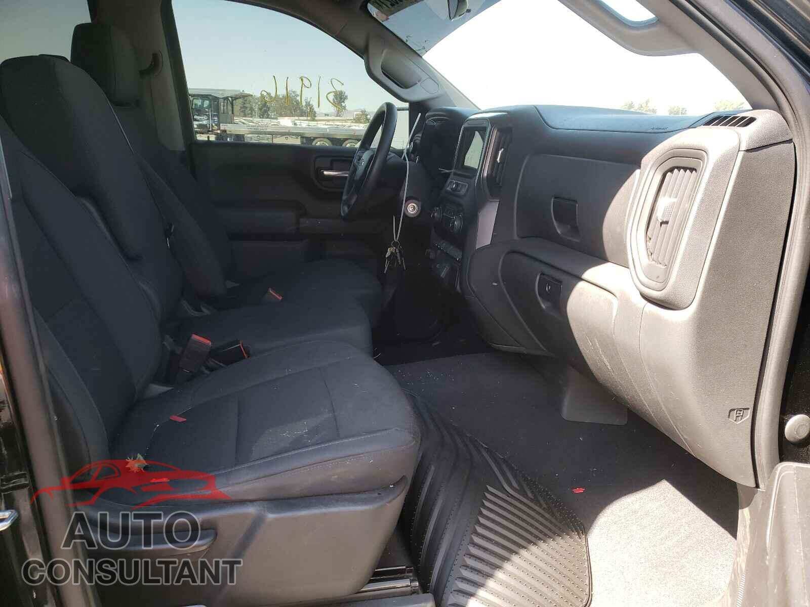 CHEVROLET SILVERADO 2019 - 3GCPYCEF9KG268372