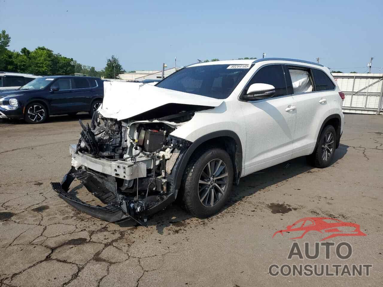 TOYOTA HIGHLANDER 2017 - 5TDJZRFH3HS383940