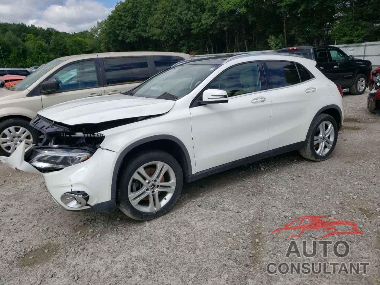 MERCEDES-BENZ GLA-CLASS 2019 - WDCTG4GB3KU020143