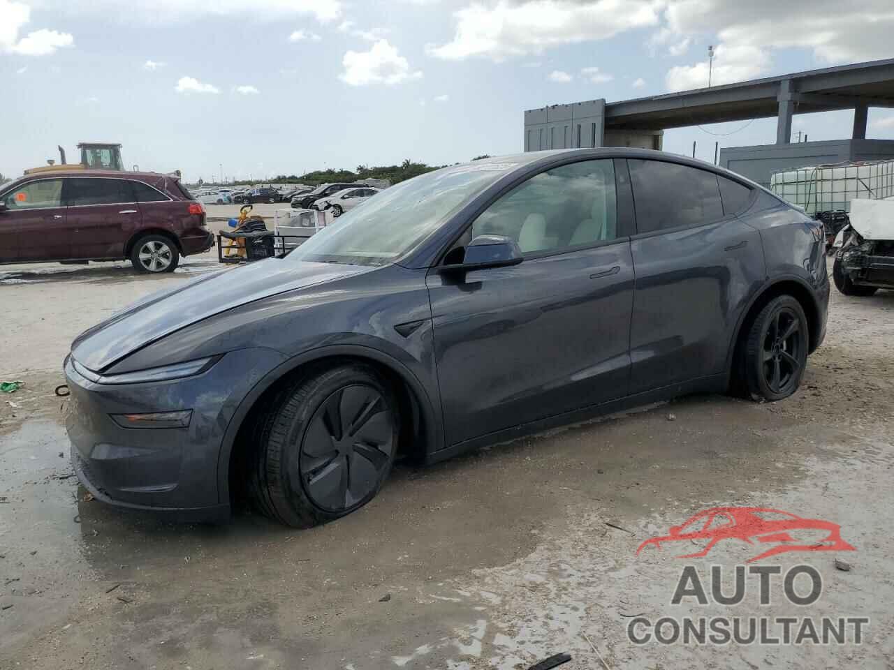 TESLA MODEL Y 2026 - 7SAYGDEE6TA388934